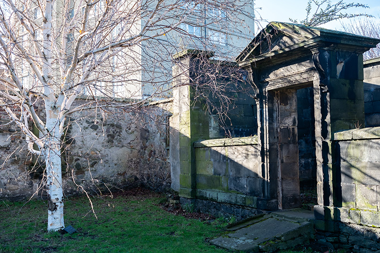 A birch tree, a family grave, and Kirkgate Tower