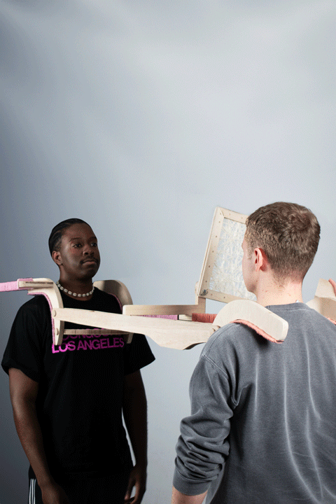 Animated Gif: "A Support Structure to Wear"