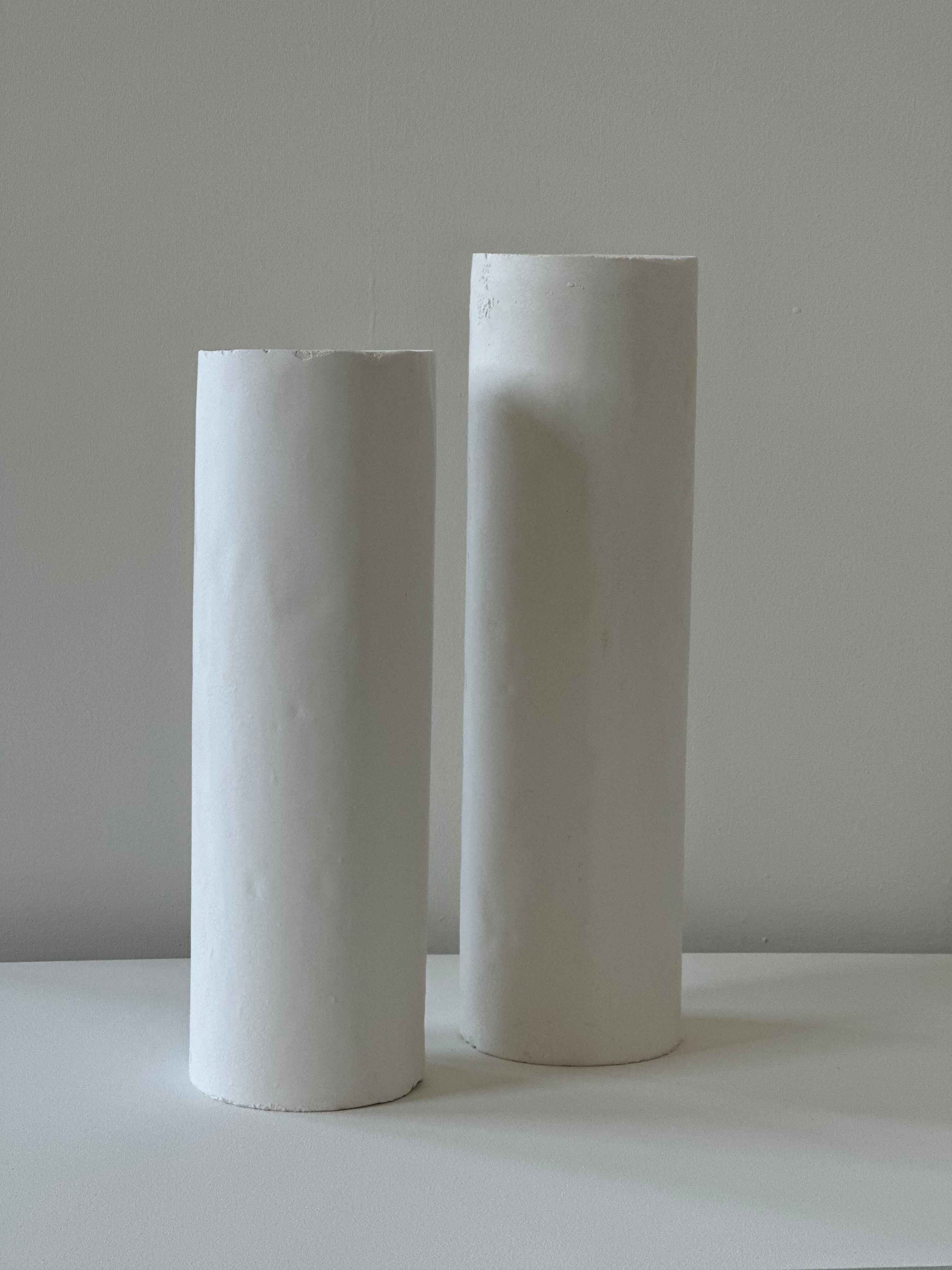 Plaster cylinders. 