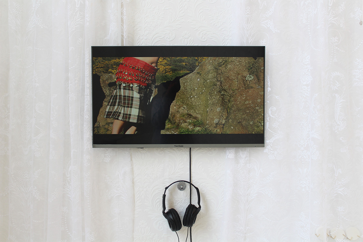 belly dancer wearing a kilt