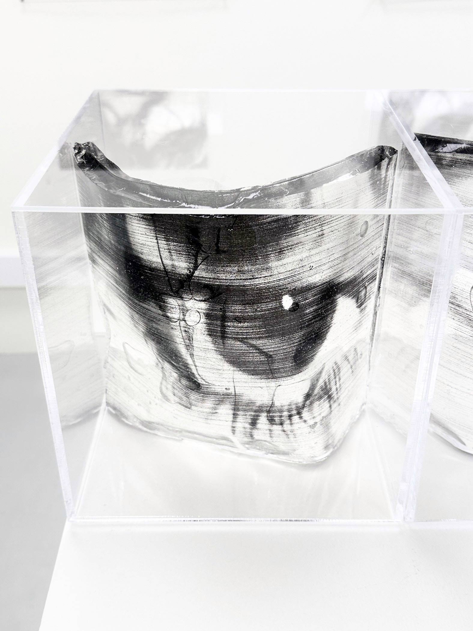  Molly Mavor, DETRITUS #12, 23cm x 24cm x 24cm, acrylic, gel wax, acetate, ink, 2024.