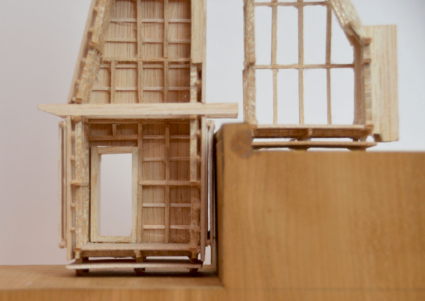 Fishnet house model photo 
