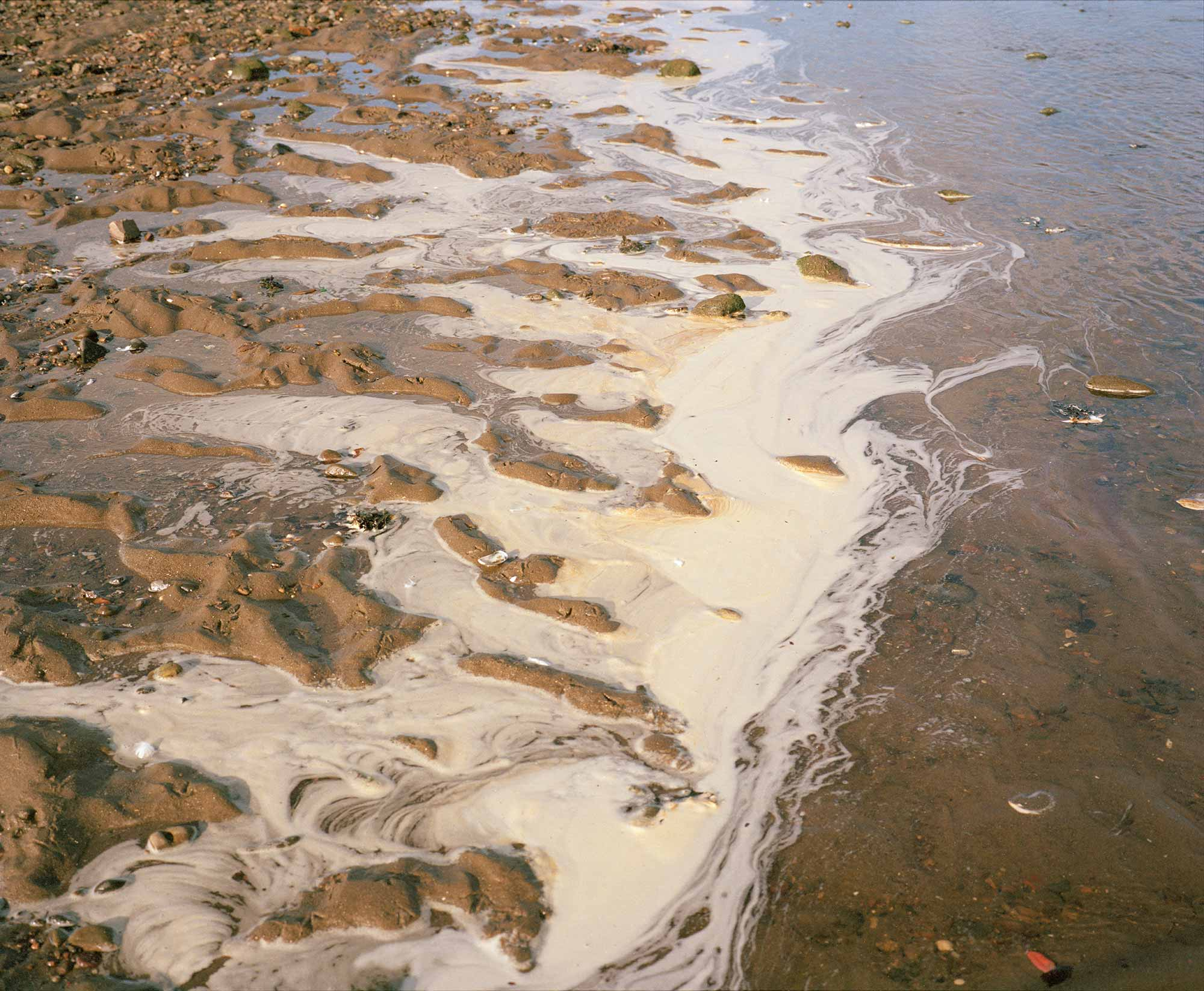 Oxidated water coated in iron oxide