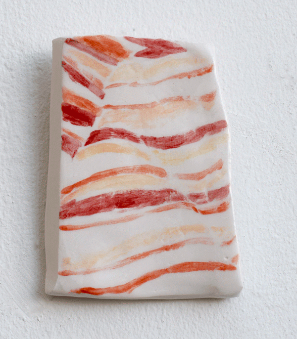 Orange striped pattern on ceramic 