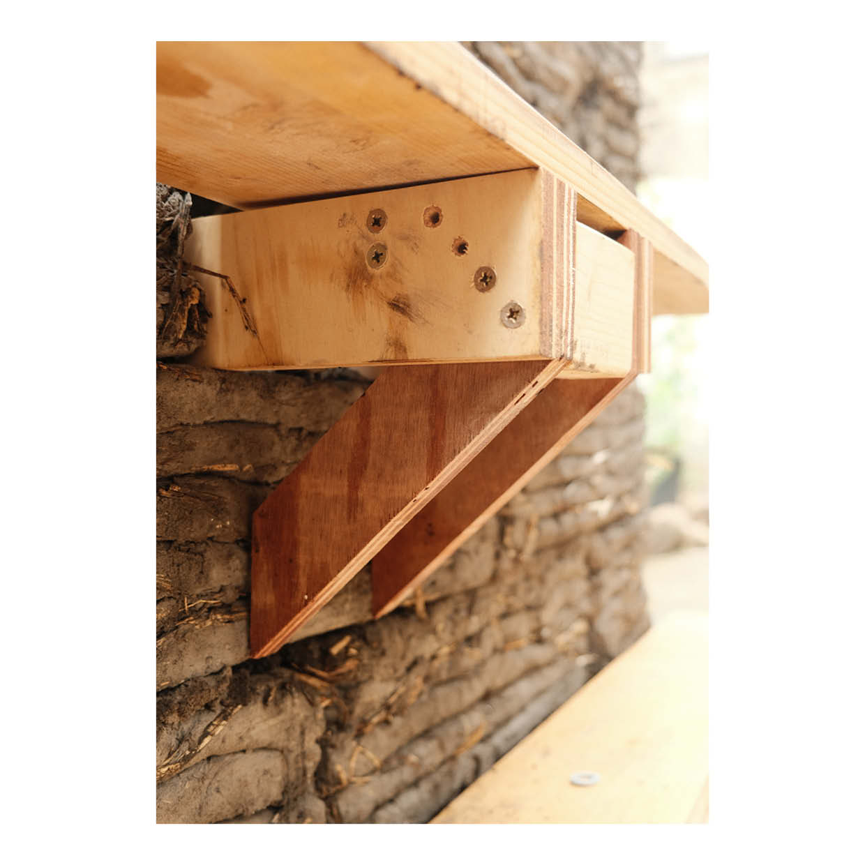 Group Live-build - Wooden Cantilevered Trellis