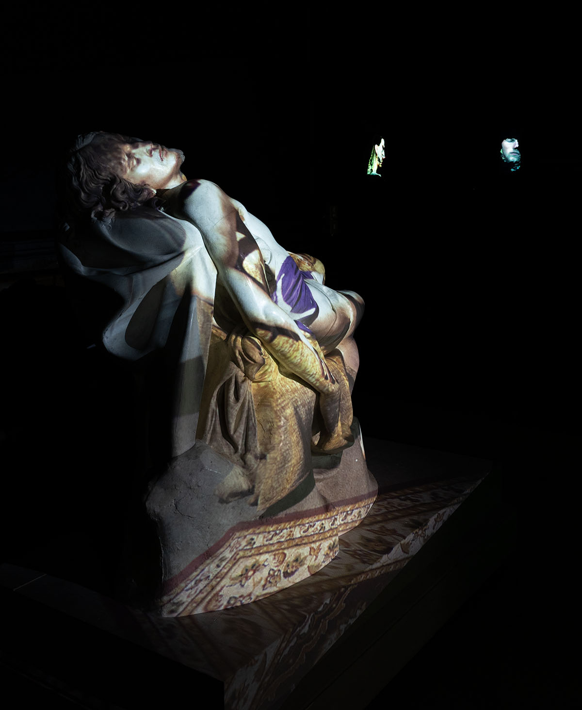 Projection on sculpture